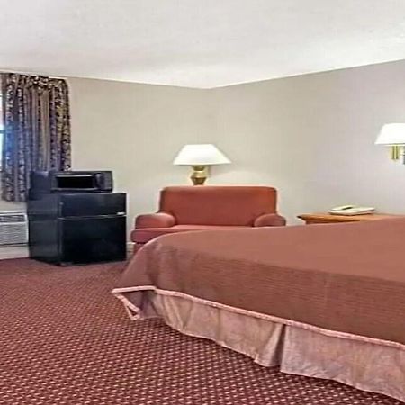 Airport Inn Tampa Extérieur photo