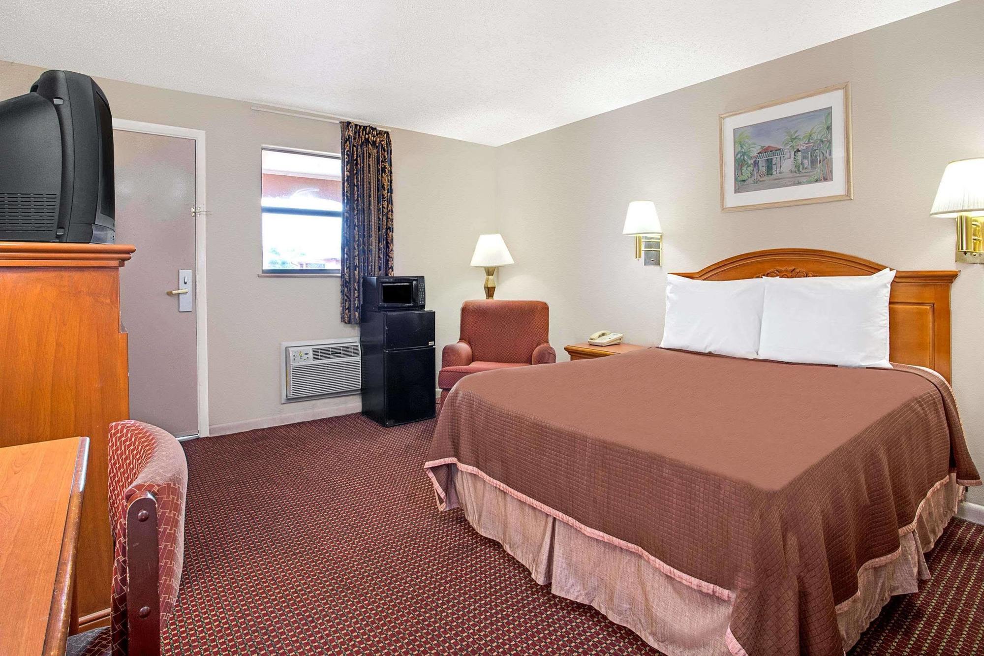 Airport Inn Tampa Extérieur photo
